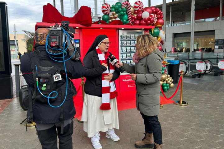 Oh la là! Comunicació – Giving Machines Oh la là! Comunicació - Giving Machines